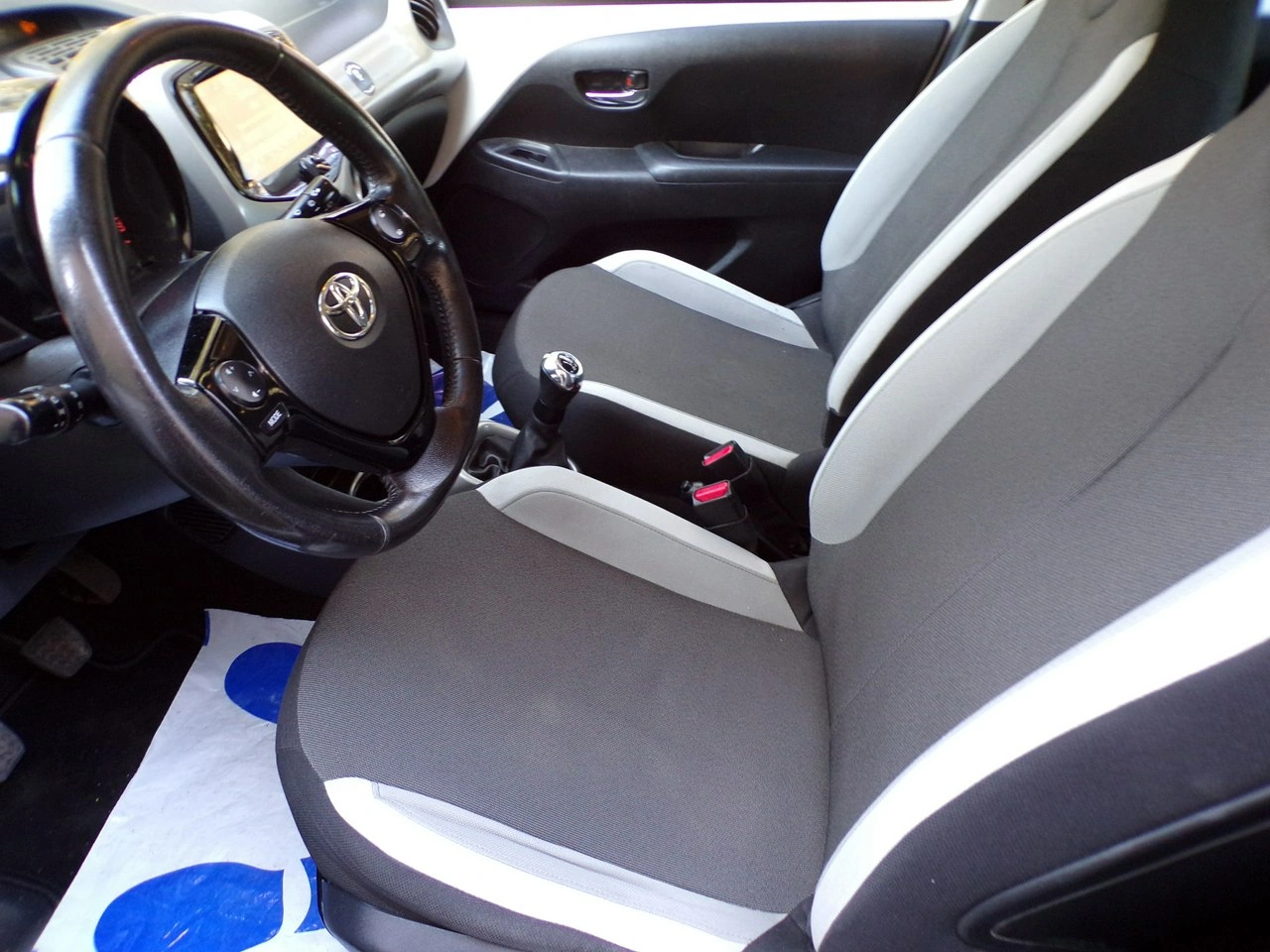 Toyota Aygo - Zdjęcie 18