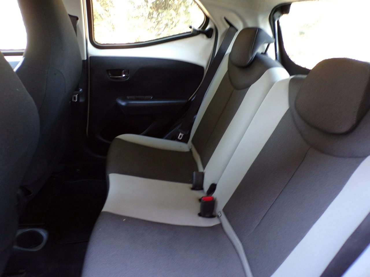 Toyota Aygo - Zdjęcie 26