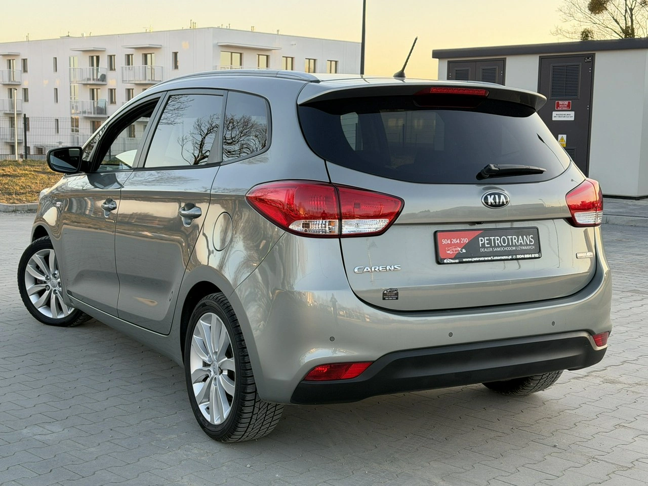 Kia Carens - Zdjęcie 6