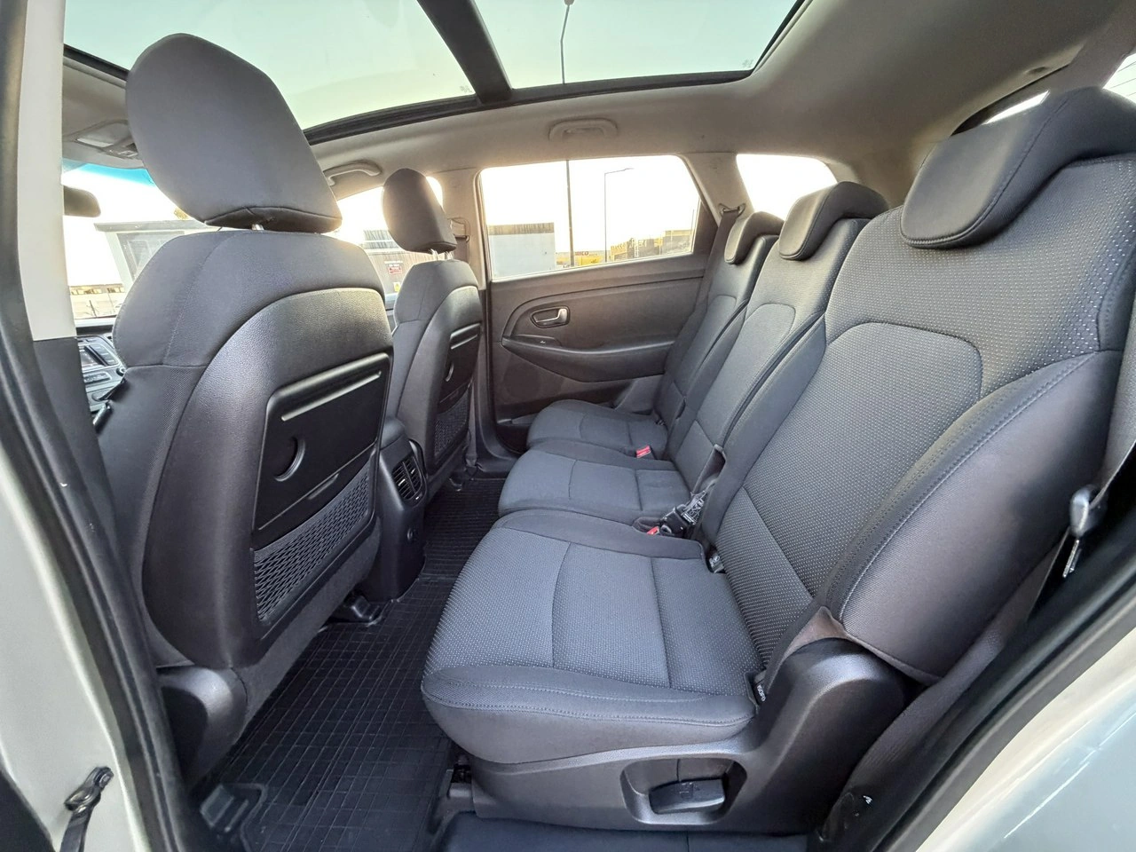 Kia Carens - Zdjęcie 28