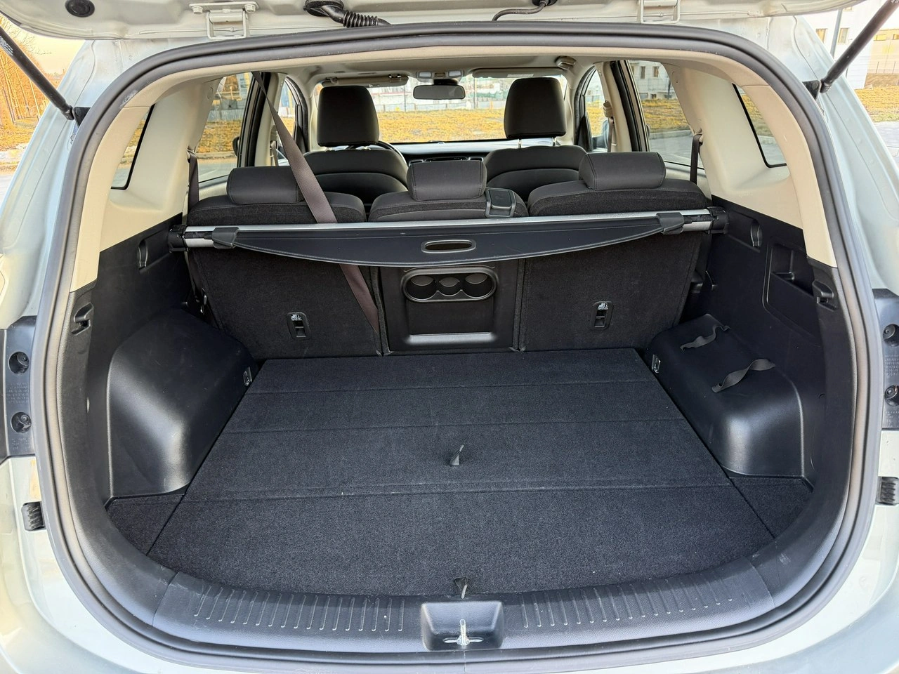 Kia Carens - Zdjęcie 34