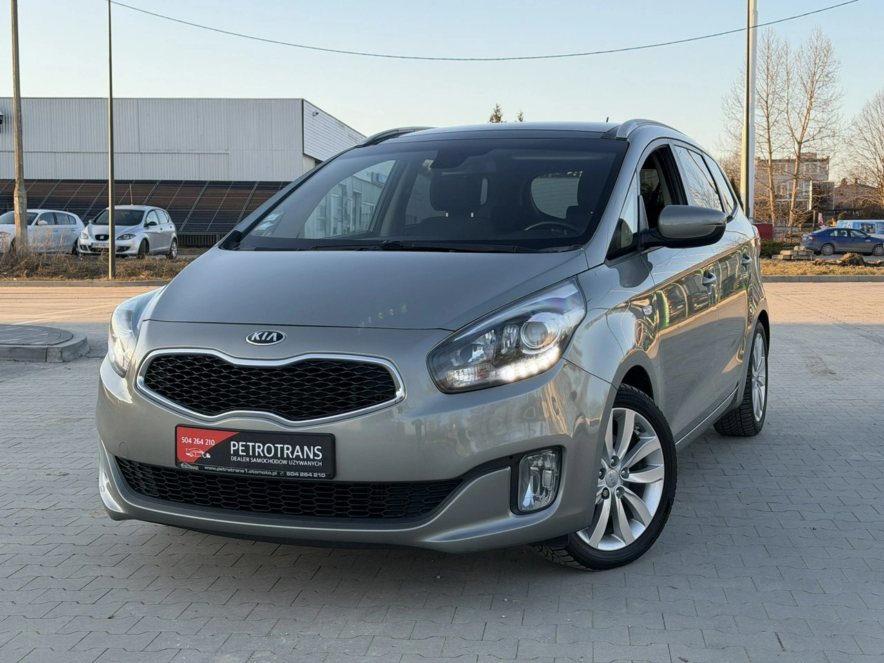 Kia Carens - Zdjęcie 4