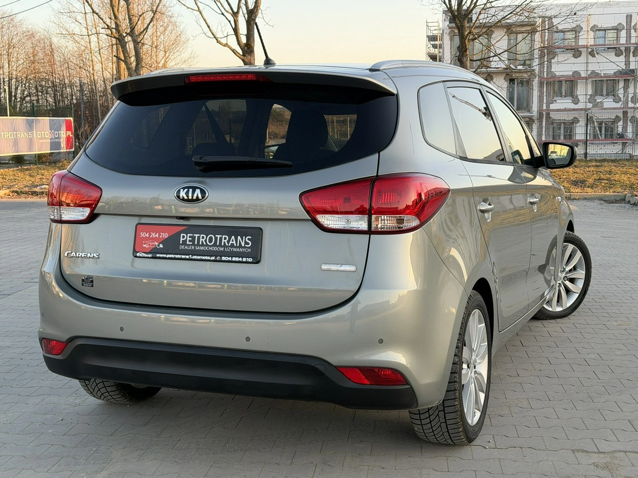 Kia Carens - Zdjęcie 9