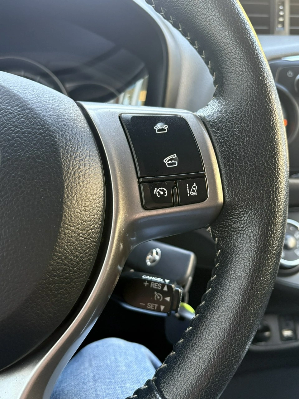 Toyota Yaris - Zdjęcie 22