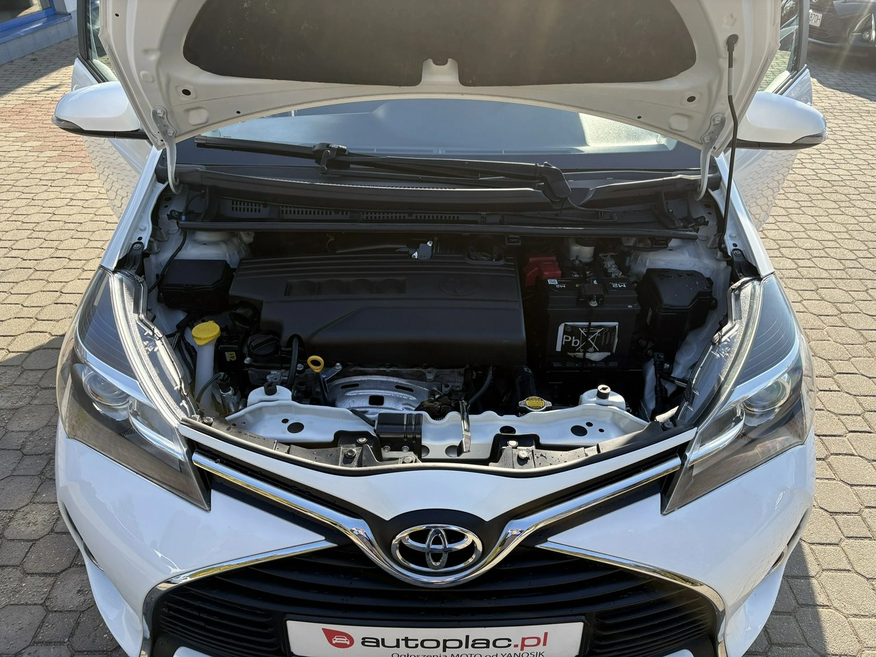 Toyota Yaris - Zdjęcie 29