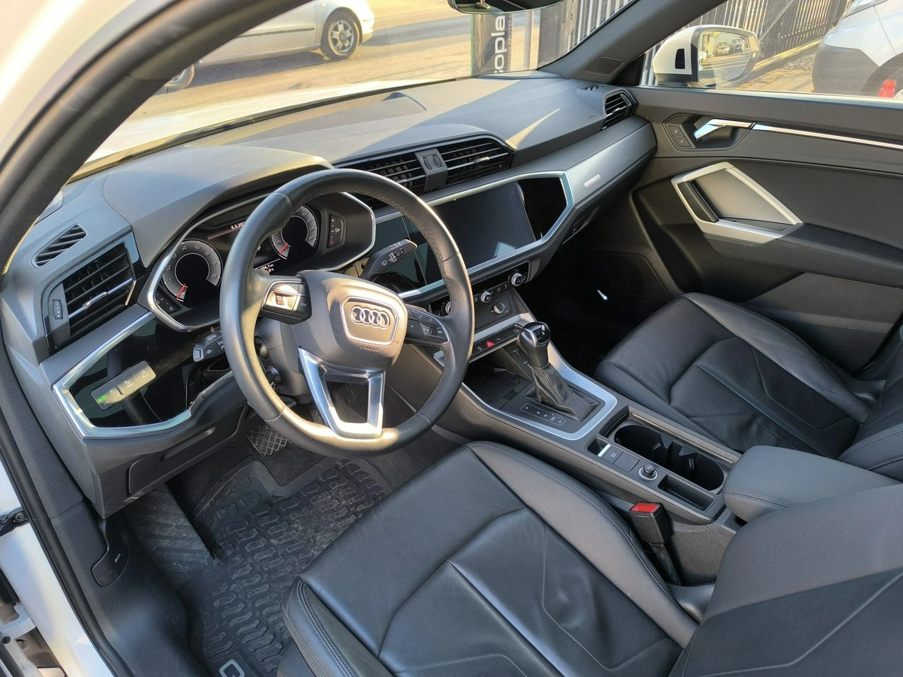 Audi Q3 - Zdjęcie 18