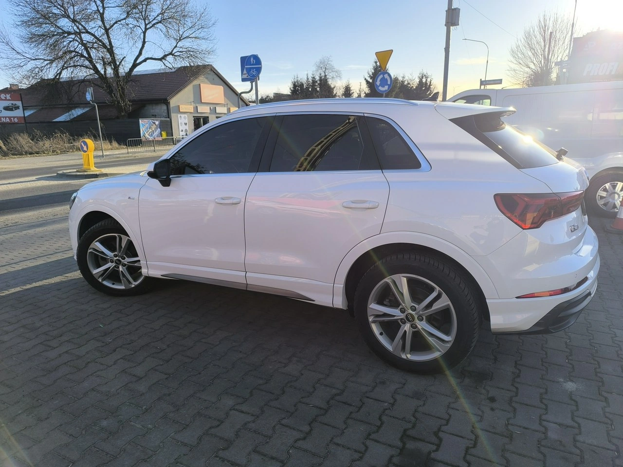 Audi Q3 - Zdjęcie 8