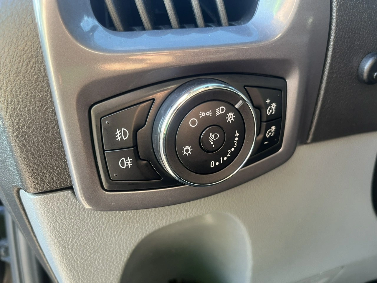 Ford Transit Custom - Zdjęcie 21