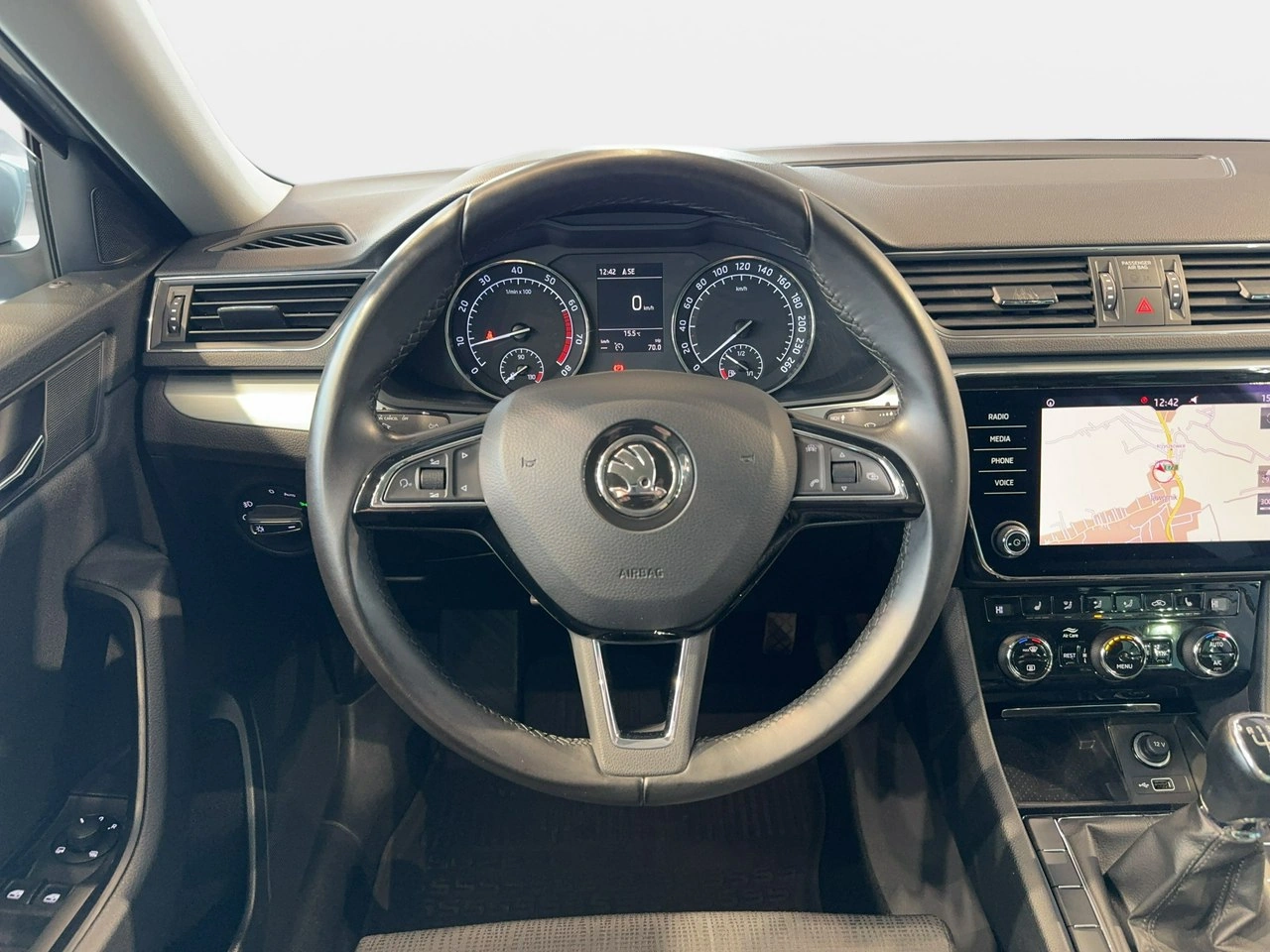 Skoda Superb - Zdjęcie 16