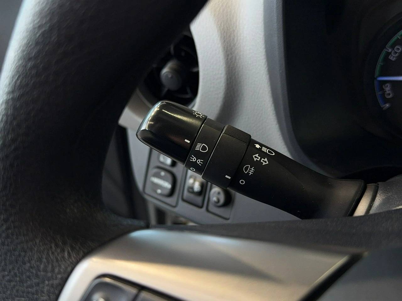 Toyota Yaris - Zdjęcie 16