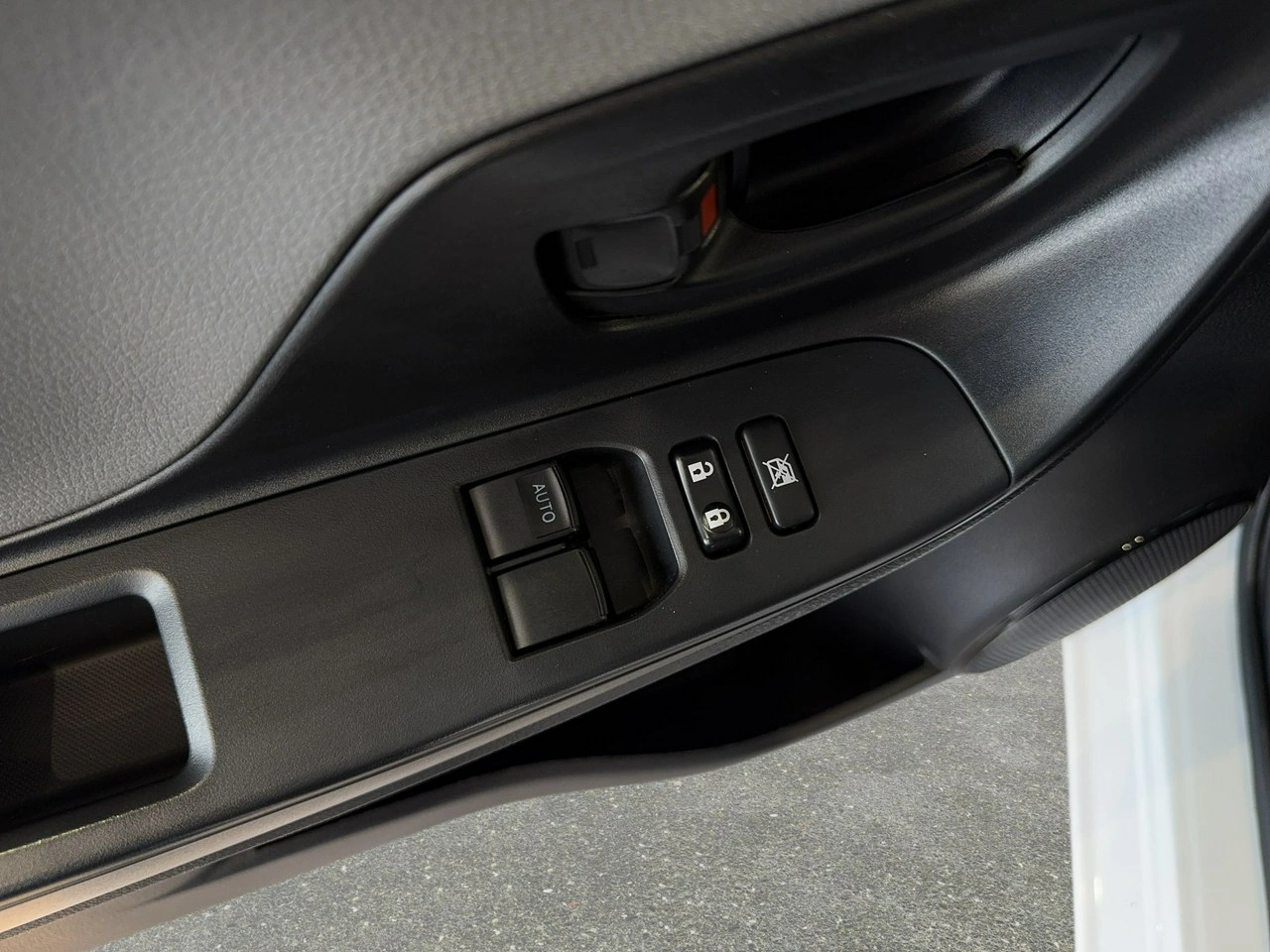 Toyota Yaris - Zdjęcie 21