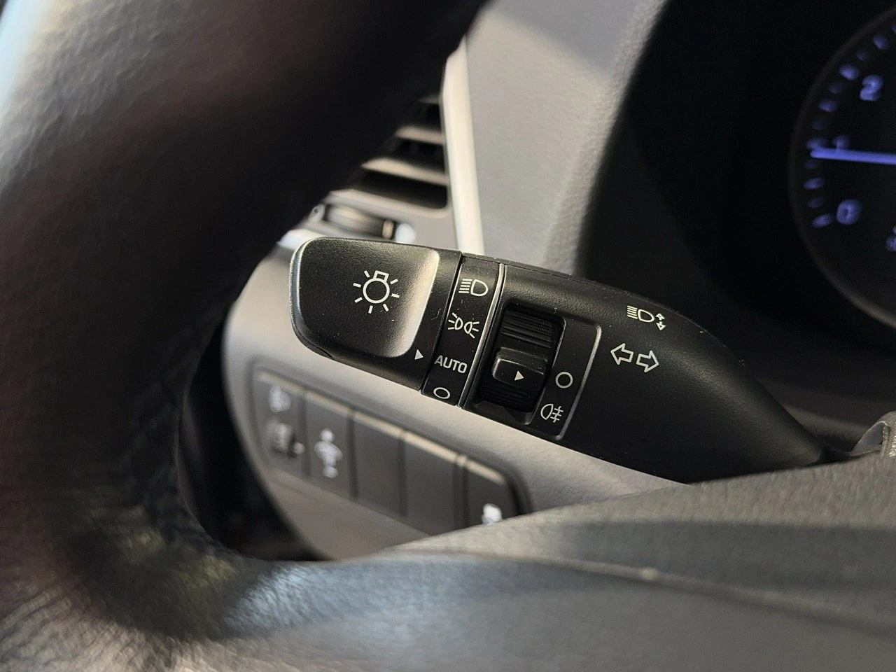 Hyundai Tucson - Zdjęcie 16