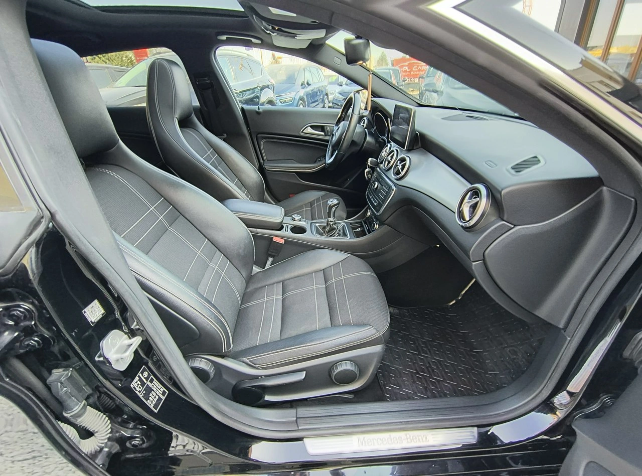 Mercedes CLA 180 - Zdjęcie 22