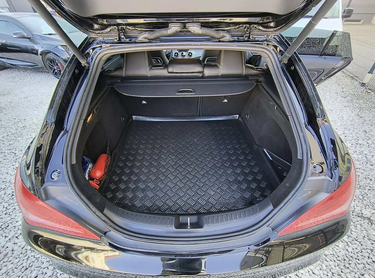 Mercedes CLA 180 - Zdjęcie 16