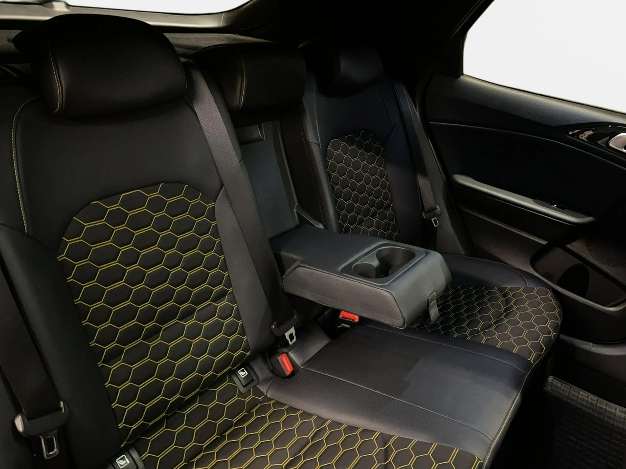 Kia XCeed - Zdjęcie 15