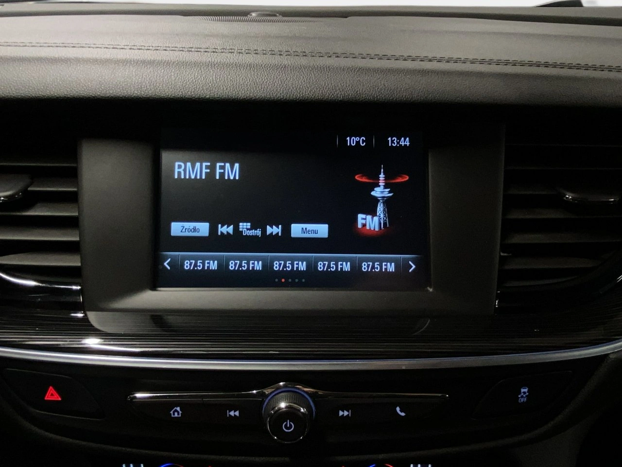 Opel Insignia Grand Sport - Zdjęcie 28