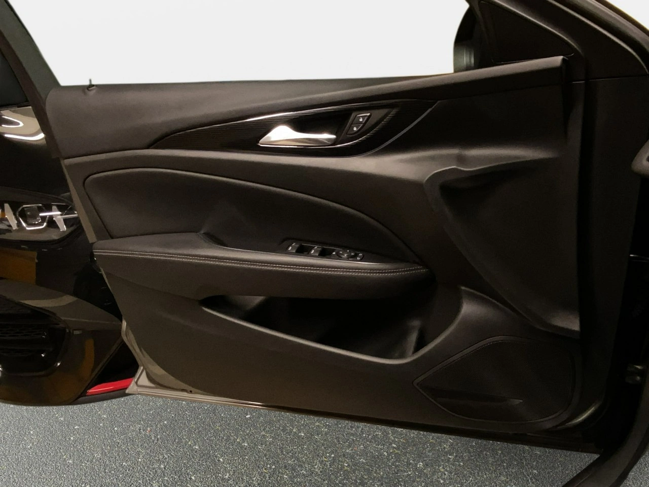 Opel Insignia Grand Sport - Zdjęcie 34