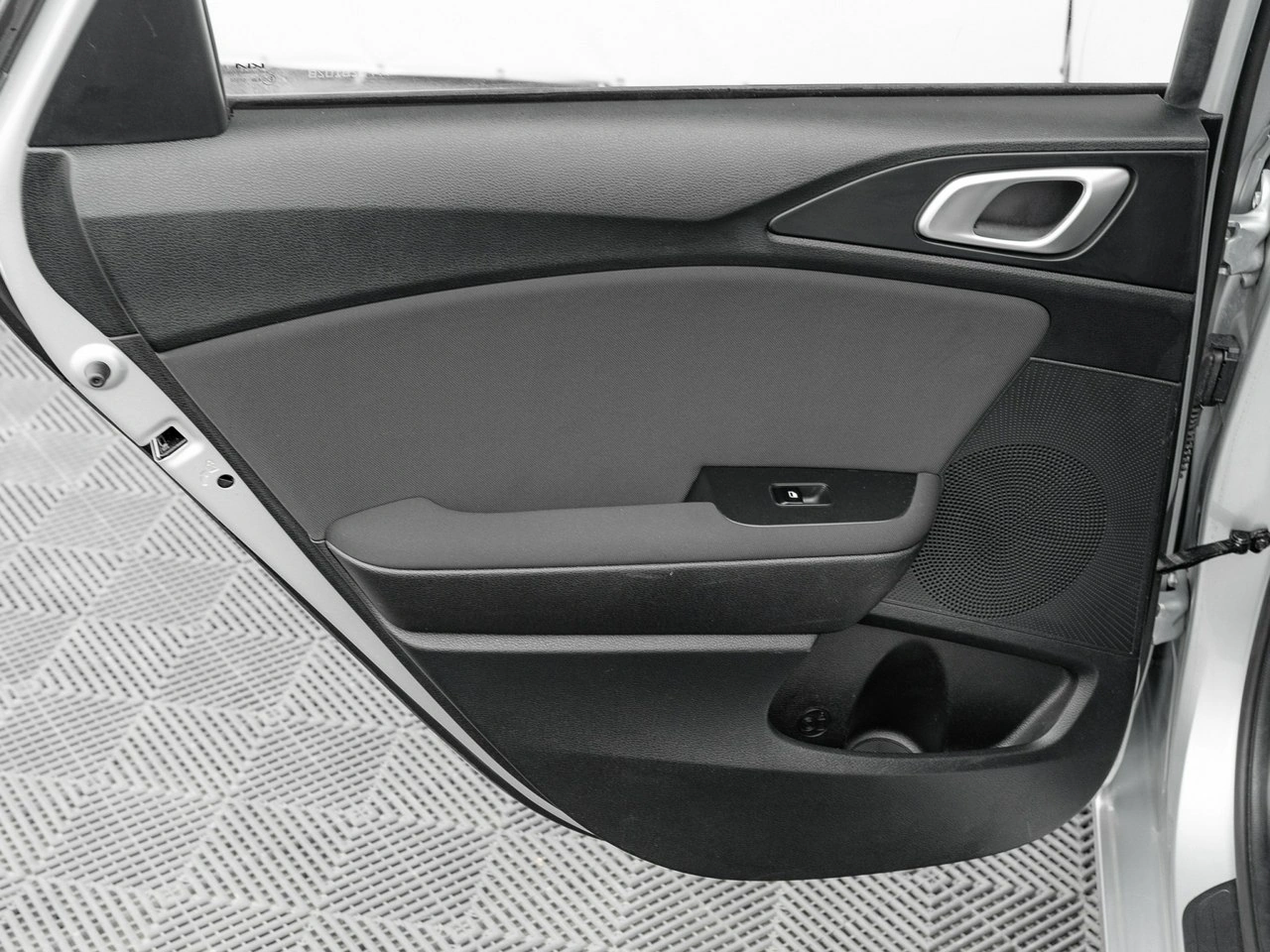 Kia Ceed - Zdjęcie 22