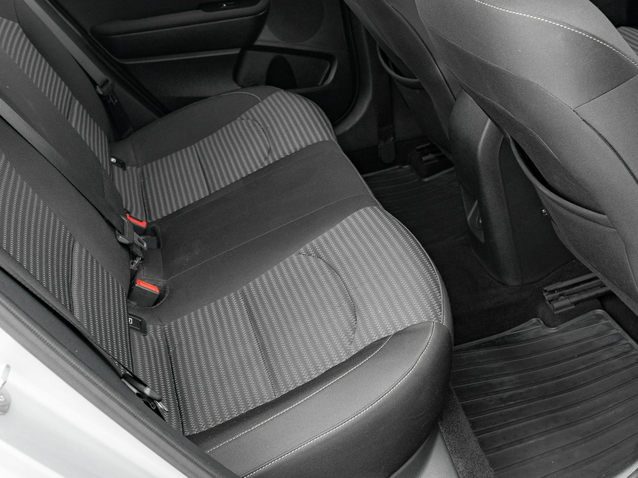 Kia Ceed - Zdjęcie 27