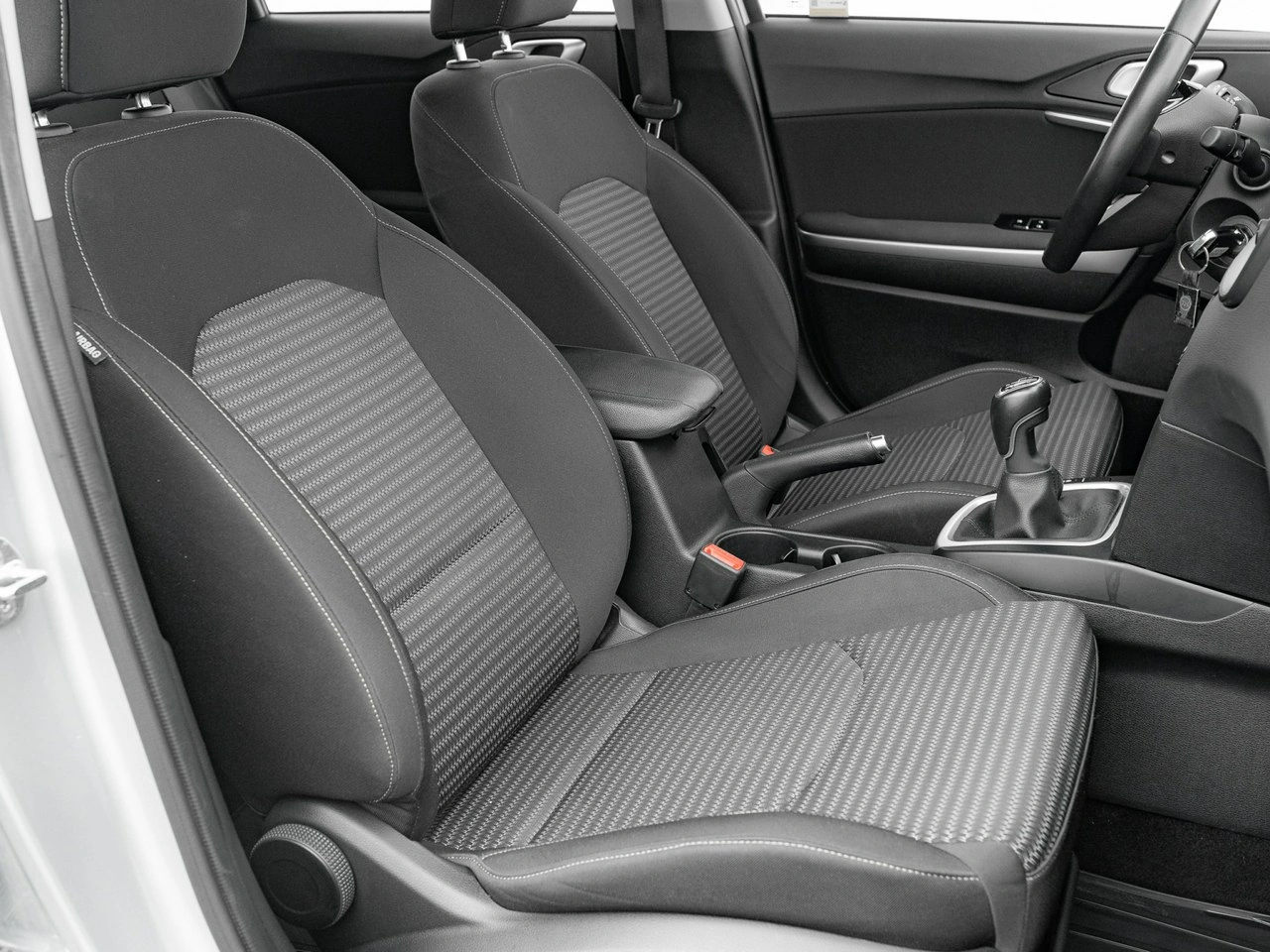 Kia Ceed - Zdjęcie 30