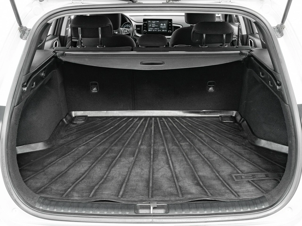 Kia Ceed - Zdjęcie 27