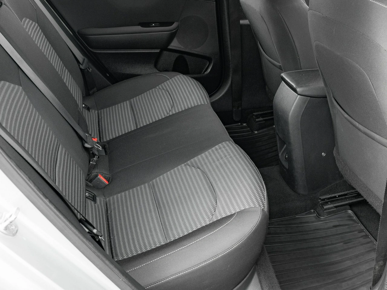 Kia Ceed - Zdjęcie 29