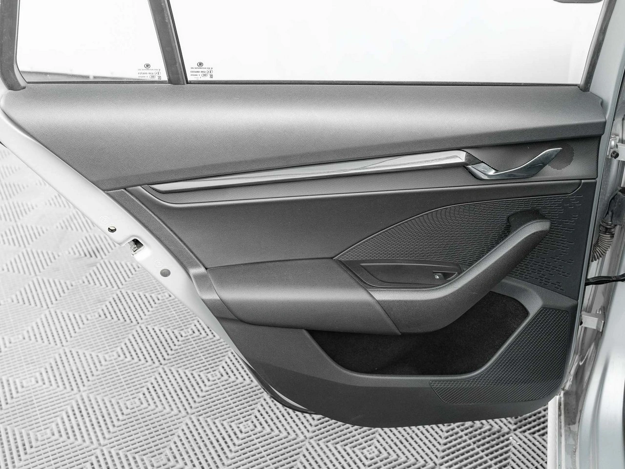 Skoda Octavia - Zdjęcie 24