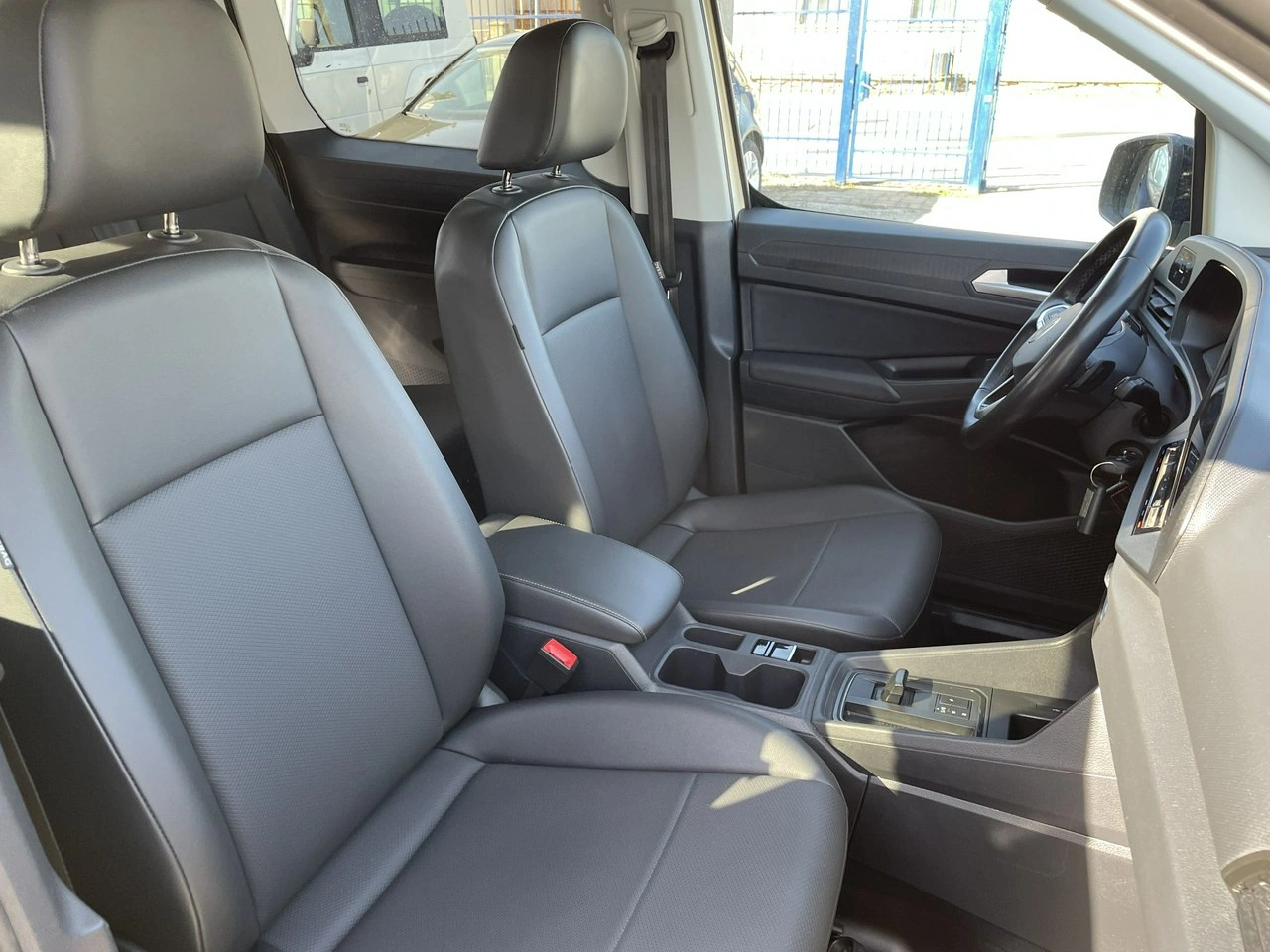 Volkswagen Caddy - Zdjęcie 16