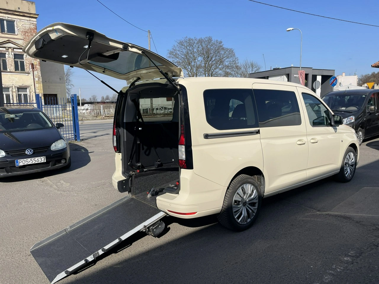 Volkswagen Caddy - Zdjęcie 8