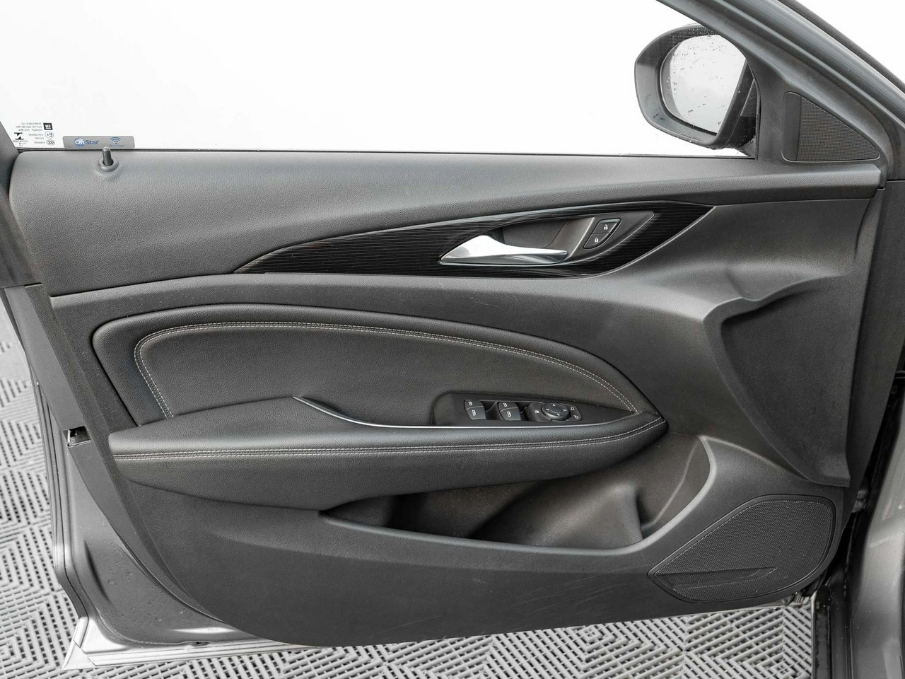 Opel Insignia - Zdjęcie 11