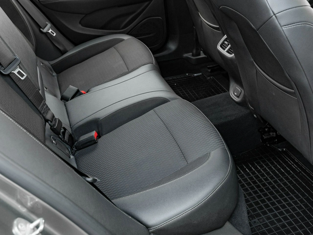 Opel Insignia - Zdjęcie 25