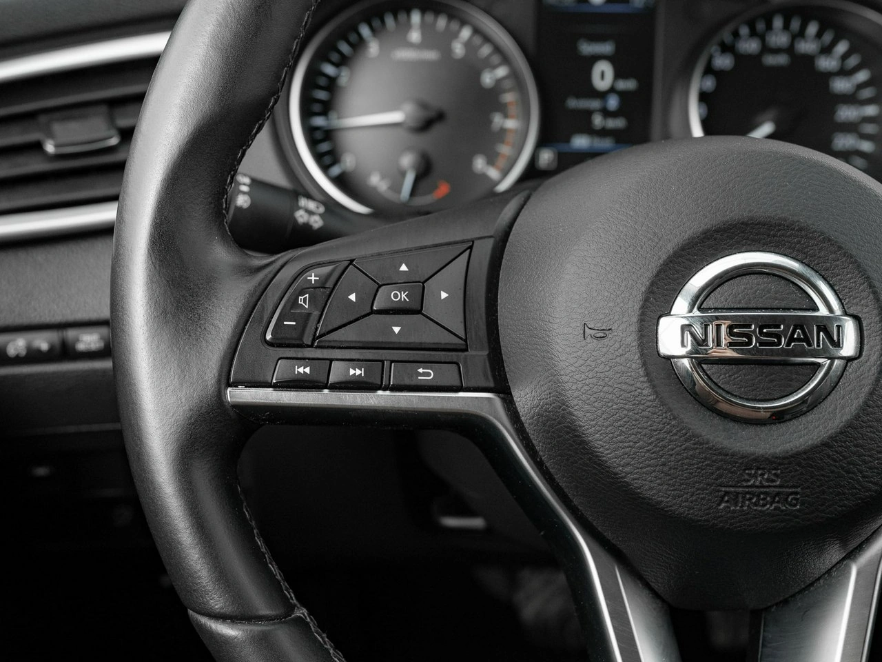 Nissan Qashqai - Zdjęcie 15