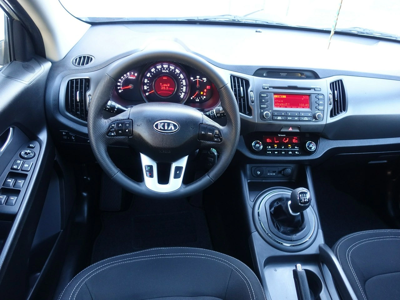 Kia Sportage - Zdjęcie 9