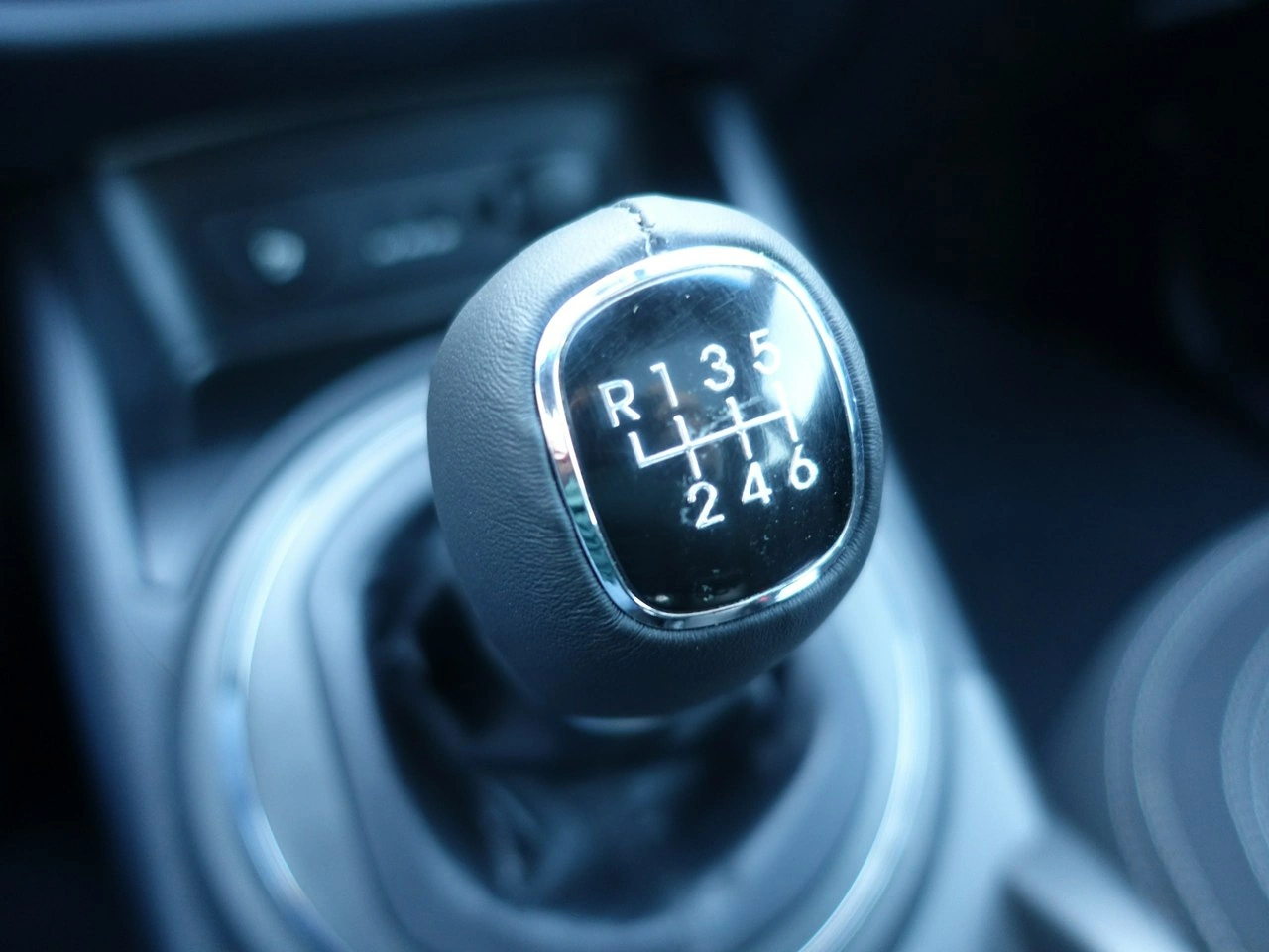 Kia Sportage - Zdjęcie 22