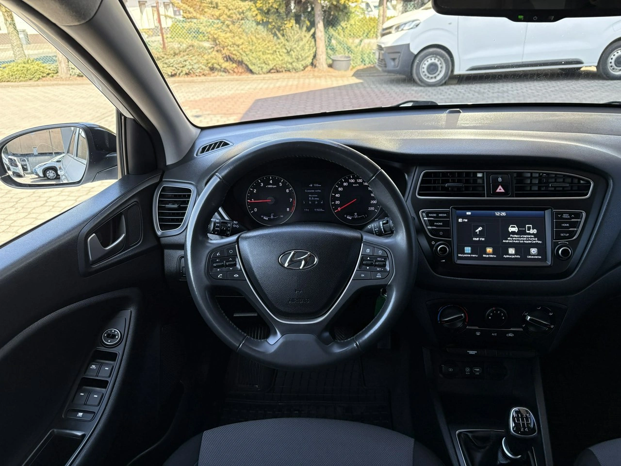 Hyundai i20 - Zdjęcie 16