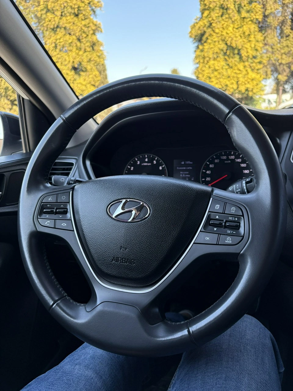 Hyundai i20 - Zdjęcie 17