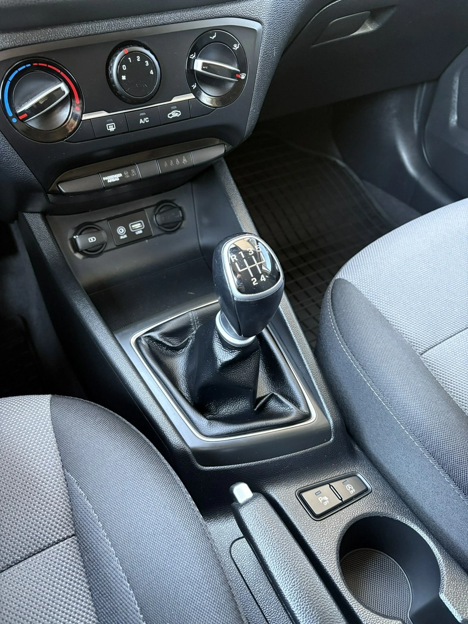 Hyundai i20 - Zdjęcie 26