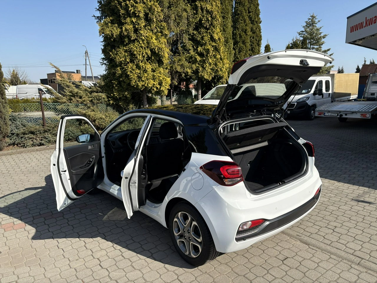 Hyundai i20 - Zdjęcie 29