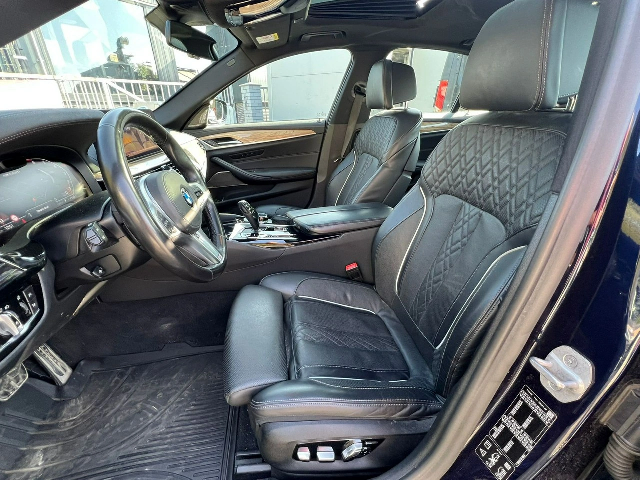 BMW M550i - Zdjęcie 9