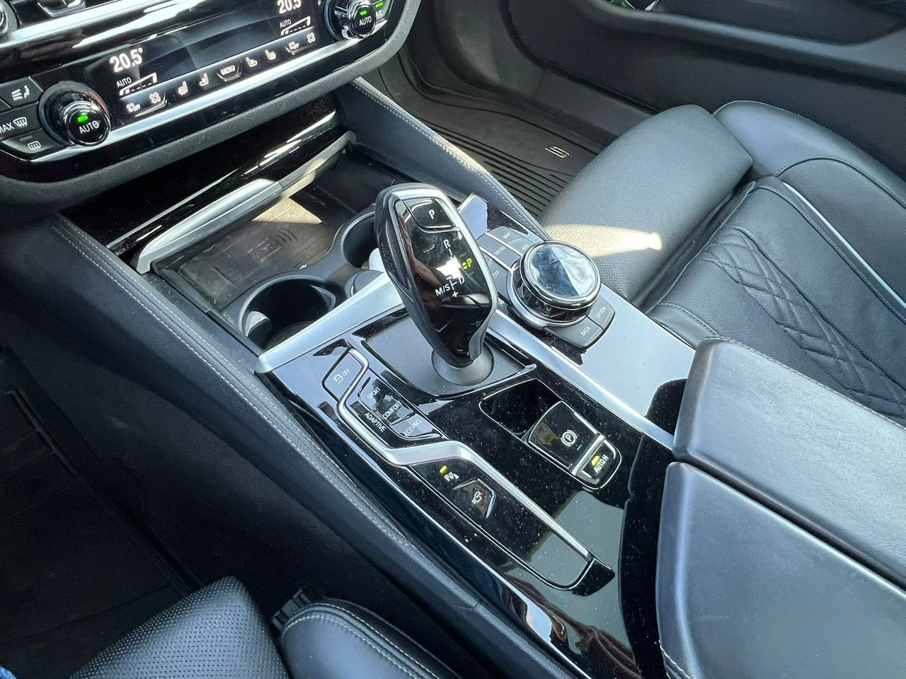 BMW M550i - Zdjęcie 10