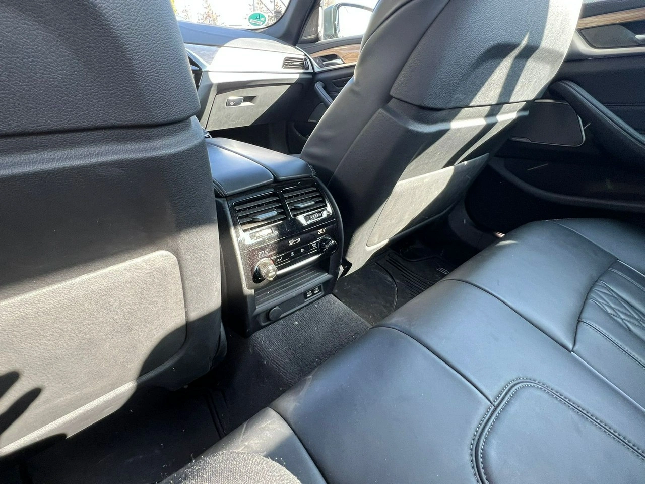 BMW M550i - Zdjęcie 14