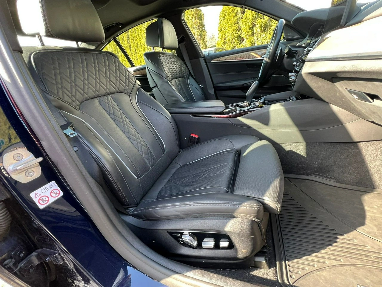 BMW M550i - Zdjęcie 16