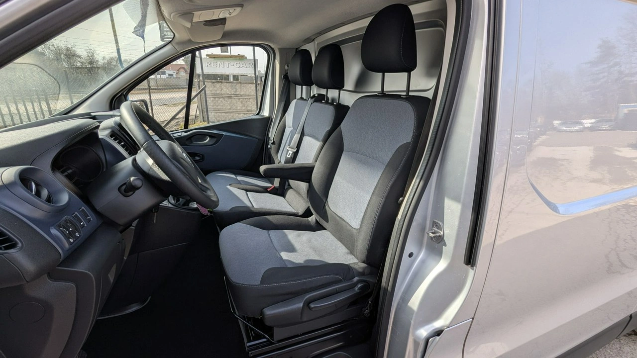 Opel Vivaro - Zdjęcie 10