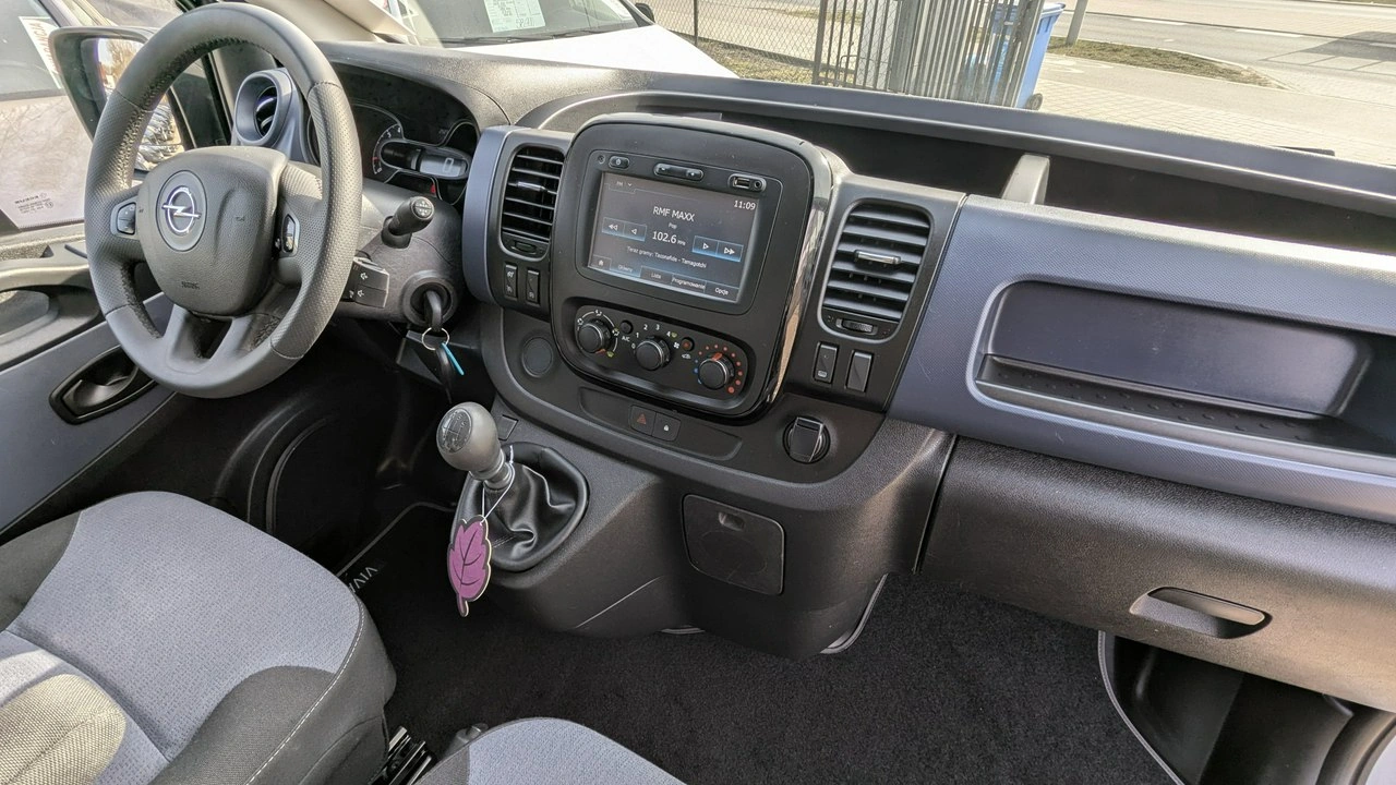 Opel Vivaro - Zdjęcie 13
