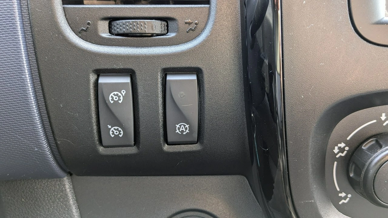 Opel Vivaro - Zdjęcie 23