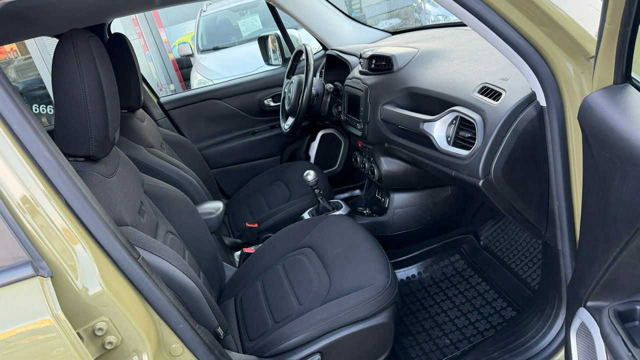 Jeep Renegade - Zdjęcie 15