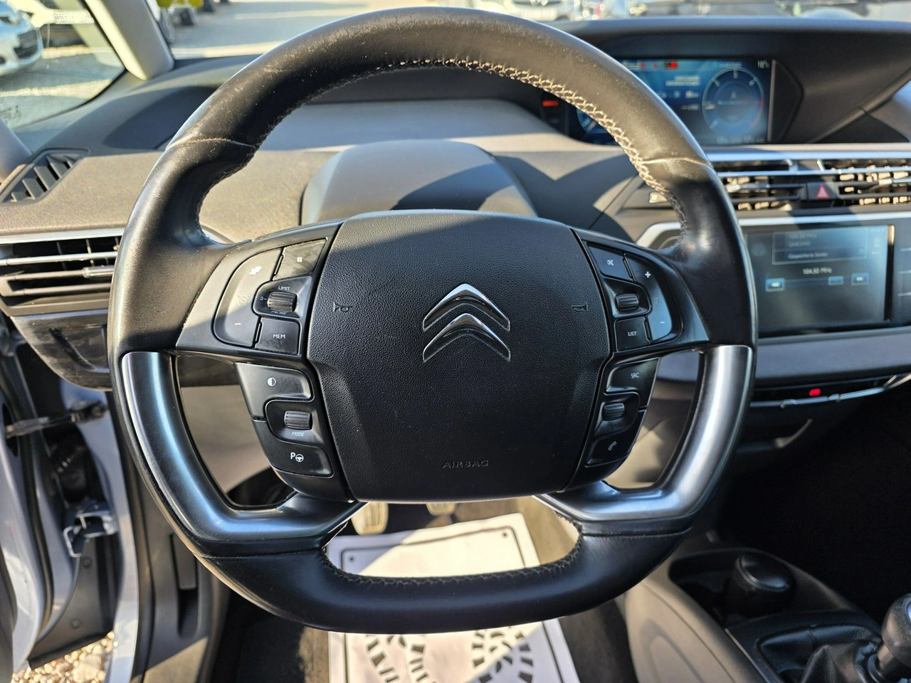 Citroën C4 Grand Picasso - Zdjęcie 17