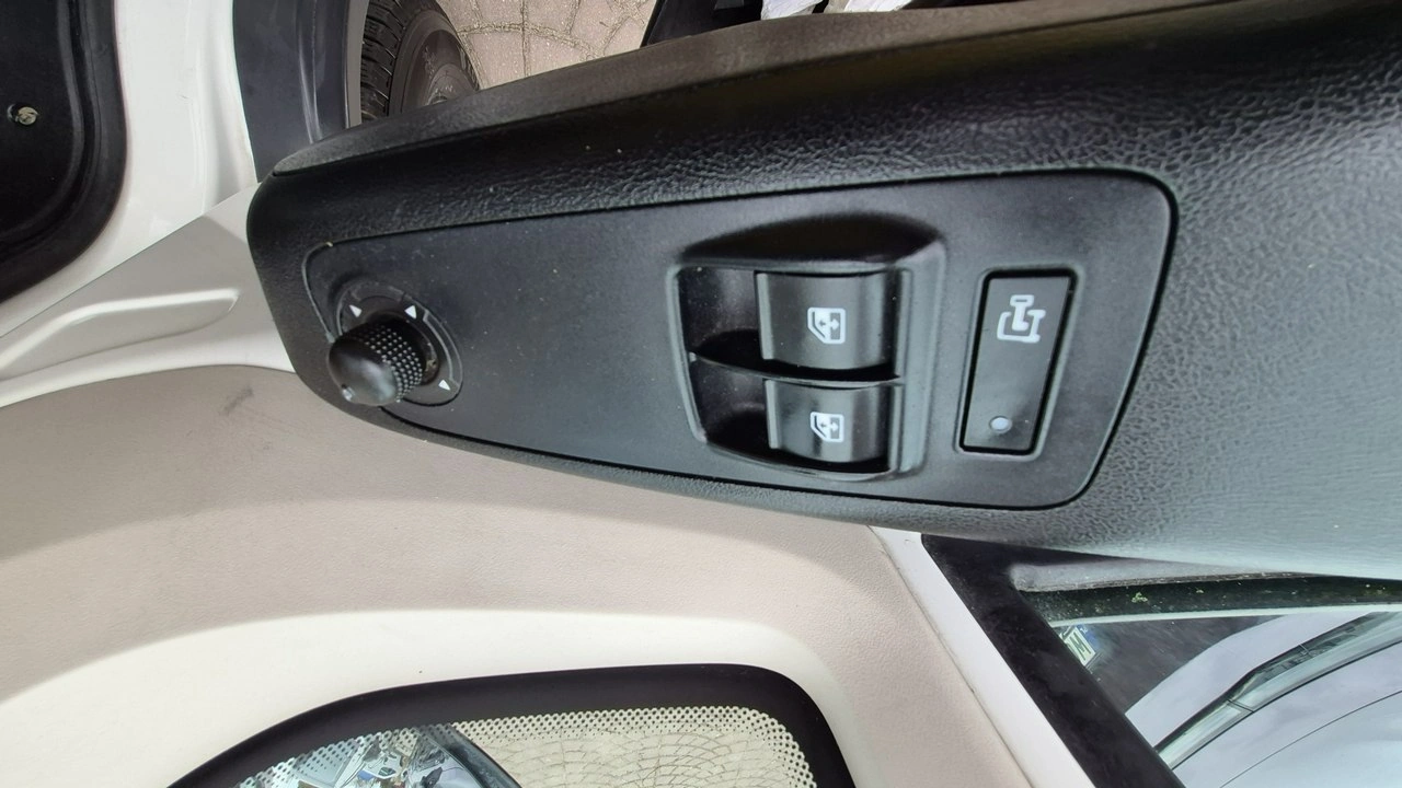 Peugeot Boxer - Zdjęcie 11