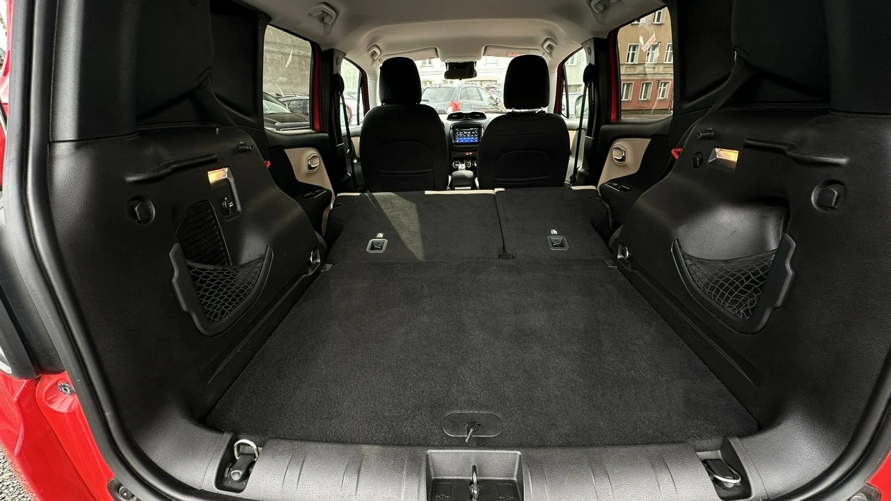 Jeep Renegade - Zdjęcie 11