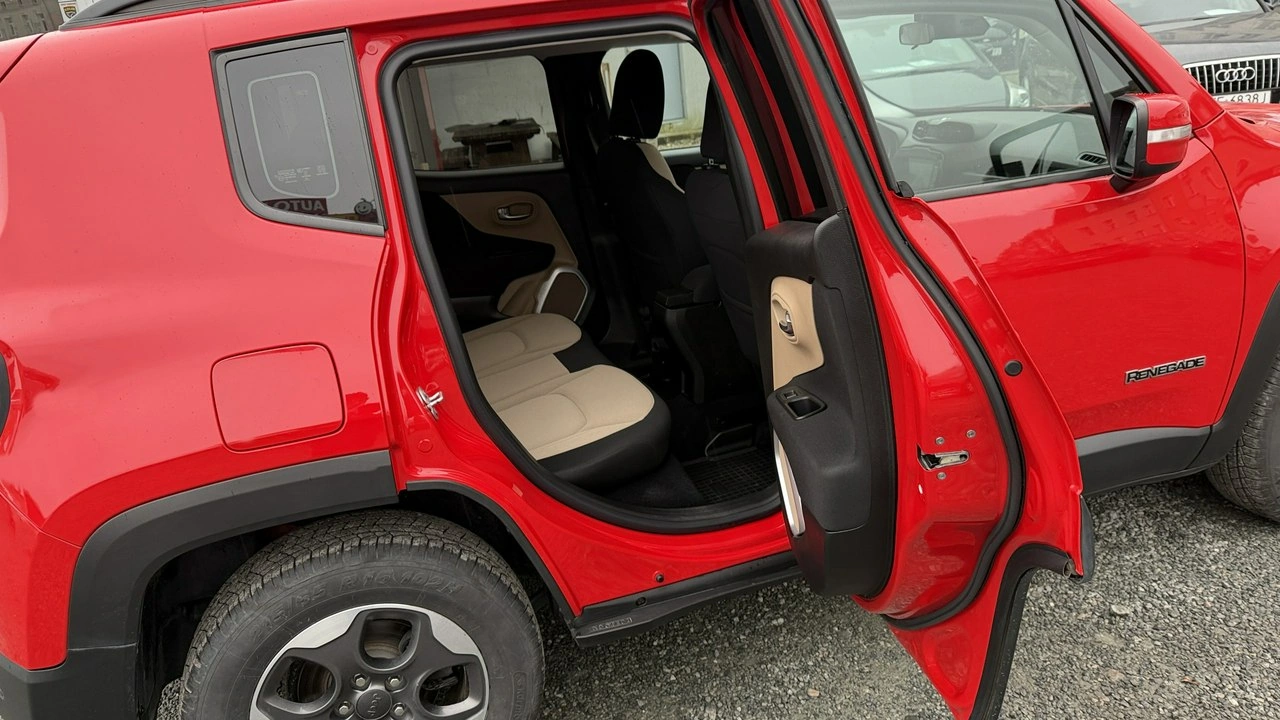 Jeep Renegade - Zdjęcie 23